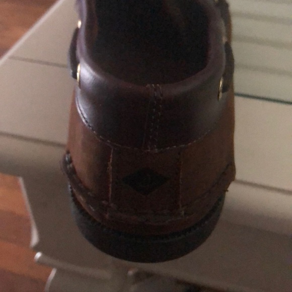 Sperry - Picture 5 of 6